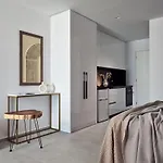 Sall Complex B - Open Plan With Private Pool 圣尼古拉奥斯