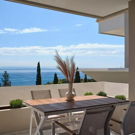 The Sall Complex B - Sea View Suites, By Zantewize Apartment *