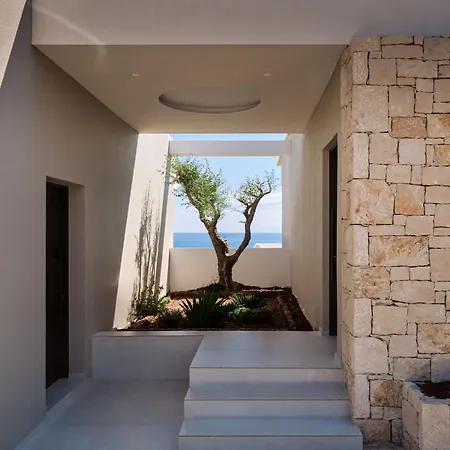 The Sall Complex B - Sea View Suites, By Zantewize דירה *