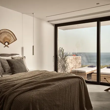 The Sall Complex B - Sea View Suites, By Zantewize